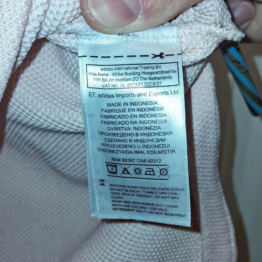 Womens Adidas Tank Top NWOT - Picture 2 of 14